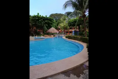 Image de Joli condo pour des vacances Ă playas del coco