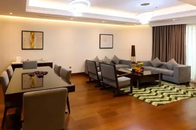 Image de 2 Bedroom, 5 Min Walk To Difc Metro, Dubai