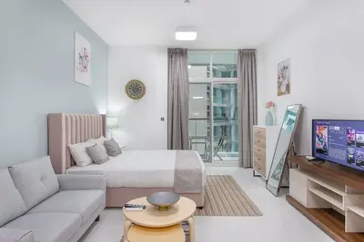 Image de Elegant Studio Apartment in Arabian Gate 1, Dubai Silicon Oasis