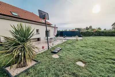 Image de Maison spacieuse au cœur des événements du 6 juin