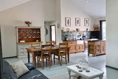 Image de River retreat, stay on working farm acreage 15 minutes to Port Macquarie.