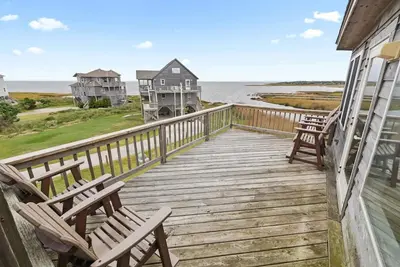 Image de Summer Savings - Soundfront Dog Friendly w/ Hot Tub, Ev Charger, Sound Access