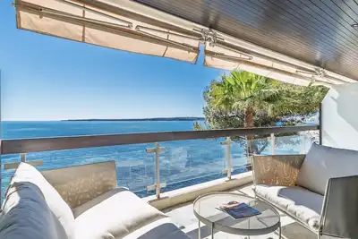 Image de AdrianaII By Terry's Homes  seaview & seafront