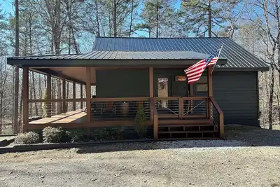 Image de Location, Location, Location! Close to Lake, Hiking, Downtown, and Restaurants