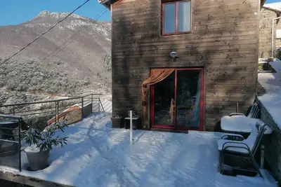 Image de Belle maison pierre et bois, grande terrasse avec vue magnifique