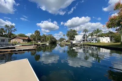 Image de Bring your Boat and Enjoy Crystal River! Fish & See Manatee at Our Dock