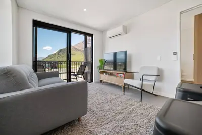 Image de Toru Top Floor Apartment - Brand New & Convenient