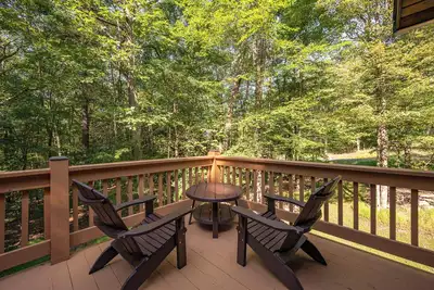 Image de Serene Cabin Getaway w/ Pool Table & Fireplace