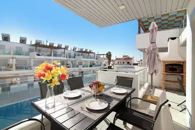 Image de Maison de vacances Numar Résidence Villa X avec Piscine, Wi-Fi et Terrasse