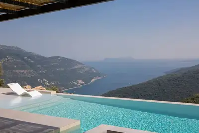 Armante Supreme Villas-Villa Nicole