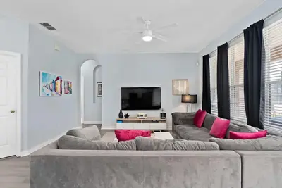 Image de Alison's Wonderland Windsor Hills, 6 bed 4 bath no rear neighbors Minutes to Disney *inc pool heat