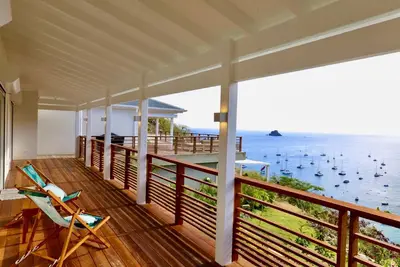Image de Villa Coucher de Soleil sur les hauteurs de Corossol