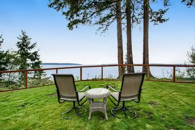 Image de Luxury Home w\/Exercise Pool & Hot Tub, Free WiFi, Fire Pit, Deck, & Game Room