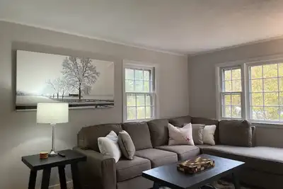 Image de *Classic Vt Getaway* Newly renovated- Close to golf/hiking/lake/restaurants/bars