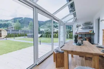 Image de Spa Chalet - Garden Lodge - Spa Chalet by we rent