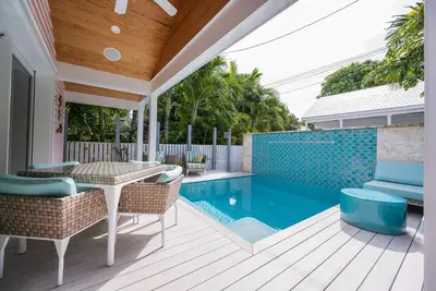 Image de A Banana Republic in Old Town Key West