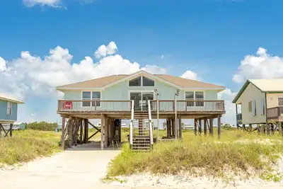Image de Updated House - Steps From the Beach - Fort Morgan - Signature Properties