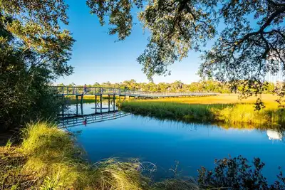 Image de All About The Views: Cozy Home with Canal and Ocean Views, Close to Nature Walk