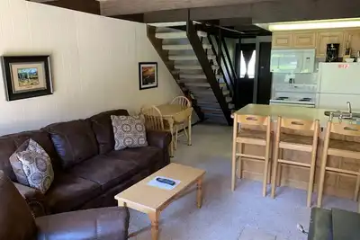 Image de Condo in the mountains!