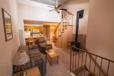 Image de Condo in the mountains!