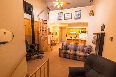 Image de Condo in the mountains!
