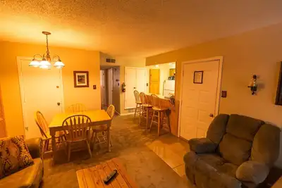 Image de Condo in the mountains!