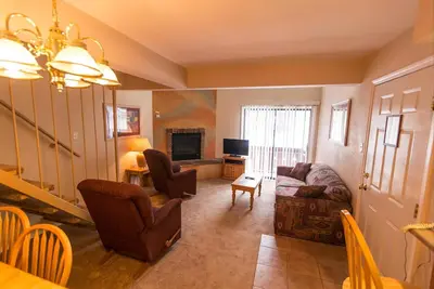 Image de Condo in the mountains!