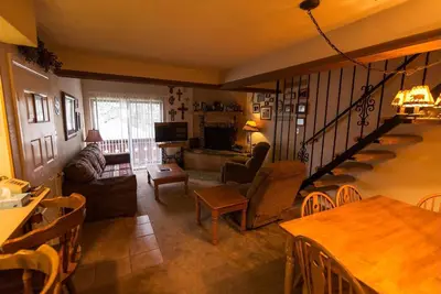 Image de Condo in the mountains!