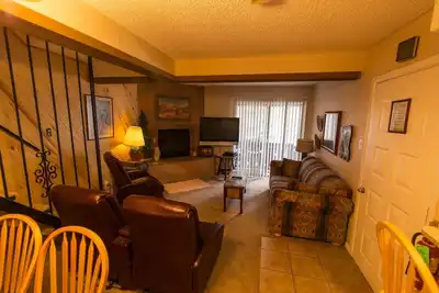 Image de Condo in the mountains!