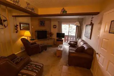 Image de Condo in the mountains!