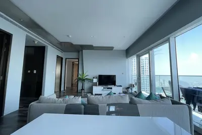 Image de Exclusive apartment with amazing view in the hearth of Dubai