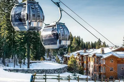 Image de Beautiful ski in / ski out resort with ski valet