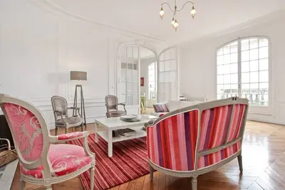 Image de 200m2 luxury apartment in a secure private alley. Center of Paris