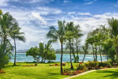 Image de Lae Nani 328 has a great view from the 2nd floor!