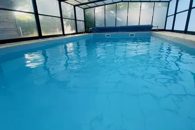 Image de Gîte avec piscine couverte\/chauffée et sauna bois auxportesdetretat. fr