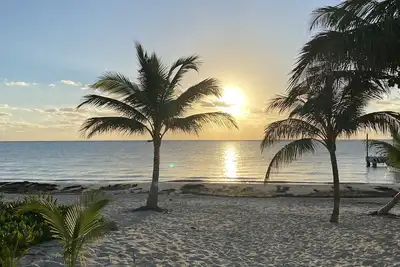 Casita KinHa Sunrise Suite - Oceanfront