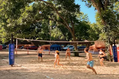 Image de Enjoy the beautiful San Marcos River in this new, nice and comfy cabin!