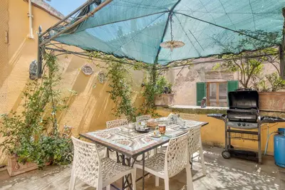 Image de Bel appartement de 3 chambres Ă Canino