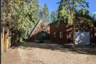 Image de Cozy Cabin By The Lake