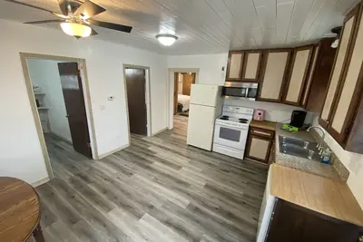 Image de Honey Hole Hideaway