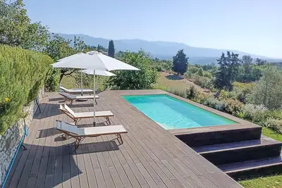 Appartement confortable à Rignano.