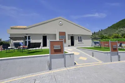 Image de Villa Bratou *Aqua* in Stroggi