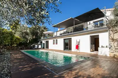 Image de Mougins villa calme et contemporaine **** avec piscine proche Cannes