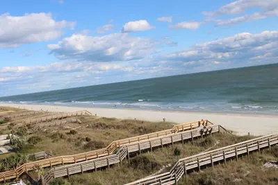 Image de Gorgeous three bedroom, 2. 5 bath oceanfront condo with breathtaking ocean views!