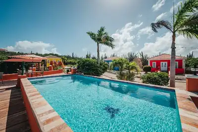 Image de Adults-Only Casita w/ King Bed, Pool, Bbq & Nature Views Near Aruba Nat’l Park!