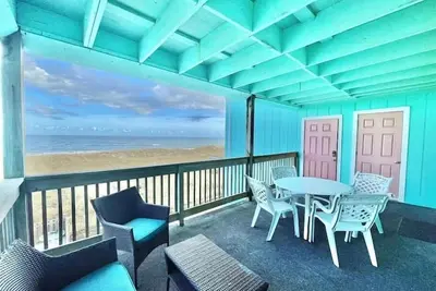 Image de Sea Grace 2, Oceanfront, Pool, & Pet Friendly!