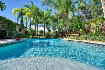 Image de New** Private Wilton Manors Oasis w/ Games Room