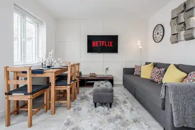 Image de 2 bedroom with 2 bathrooms cozy house in Dartford Kent