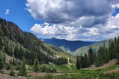 Image de Summer fun with cool temps at our Enchanted Condo 1. 5 miles from Taos Ski Valley