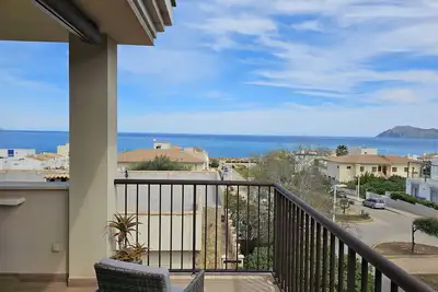 Villa 'Sa Nineta' avec vue mer, piscine privée, terrasse, jardin, Wi-Fi et climatisation.